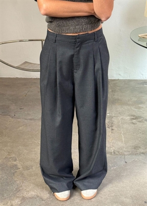 Martina buks Dark Grey Melange Boii Studios 